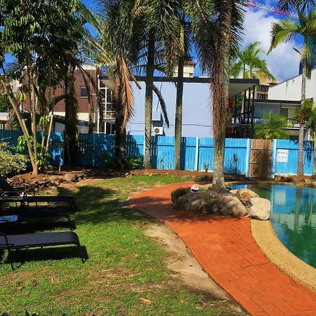Hostel Reef Backpackers Cairns Exterior foto